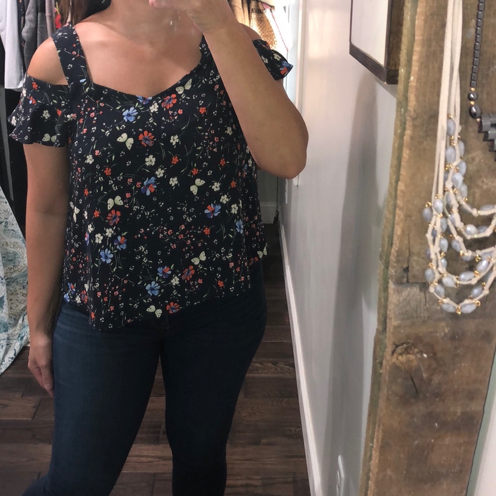 Sanctuary floral flutter sleeve cold shoulder top